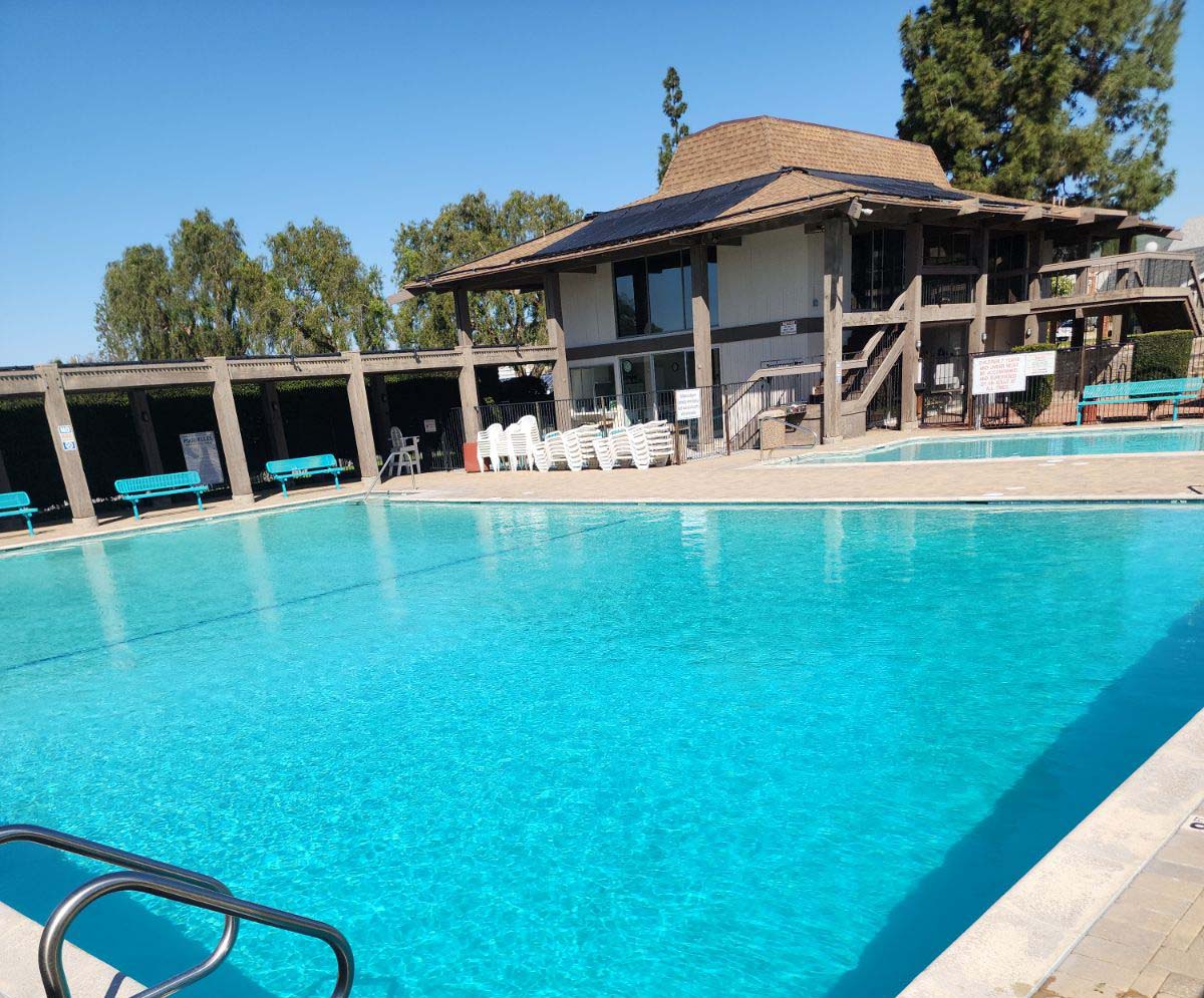 You are currently viewing Pool Service In Thousand Oaks: Real Talk from the Guys Who Clean, Repair, and Save Backyard Summers